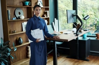 3 Ways to Enhance the Ergonomics of Your Office Desk