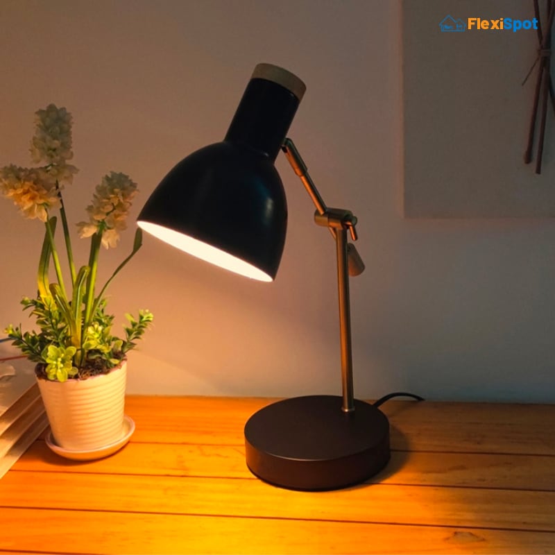 Black Metal Table Lamp for Bedroom Office Living Room 1001