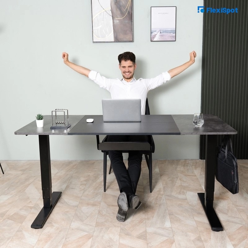 How Ergonomic Workplaces Lower Physical Strain?