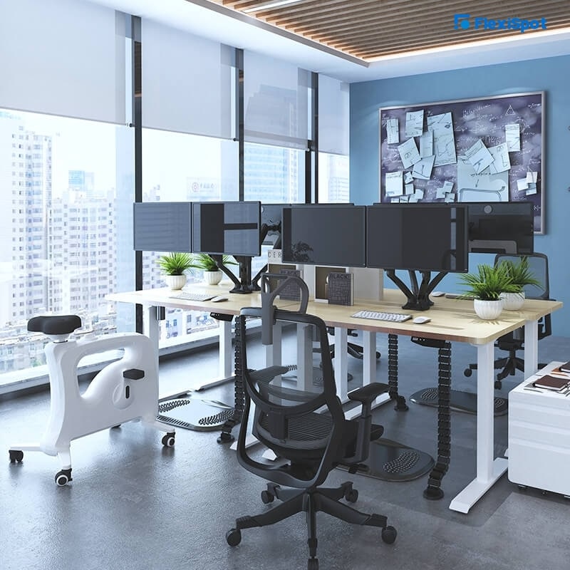 Why Standing Desks are Your Go-To Ergonomic Office Solution